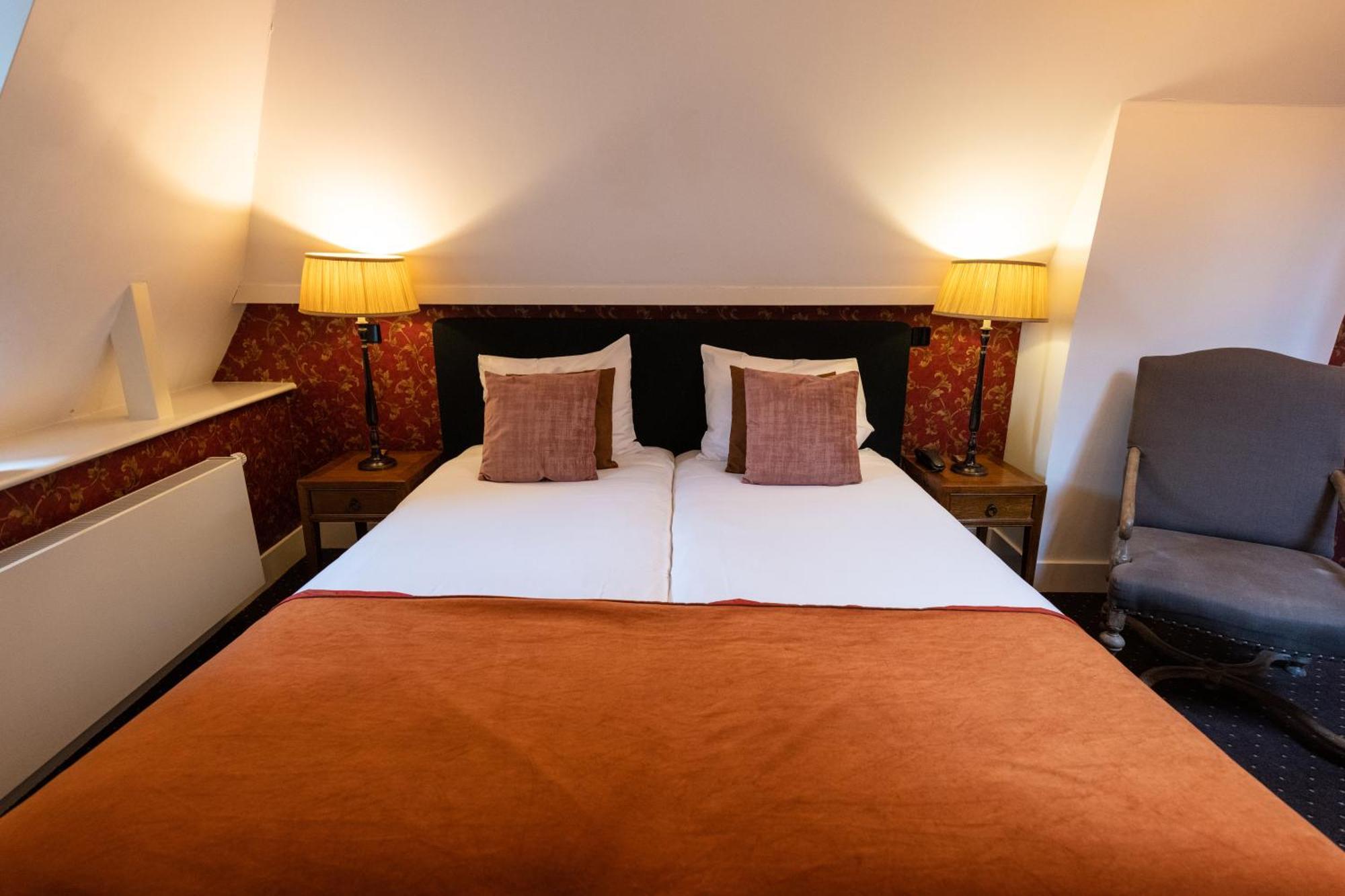 Grand Boutique Hotel-Restaurant Huis Vermeer 迪温特 客房 照片
