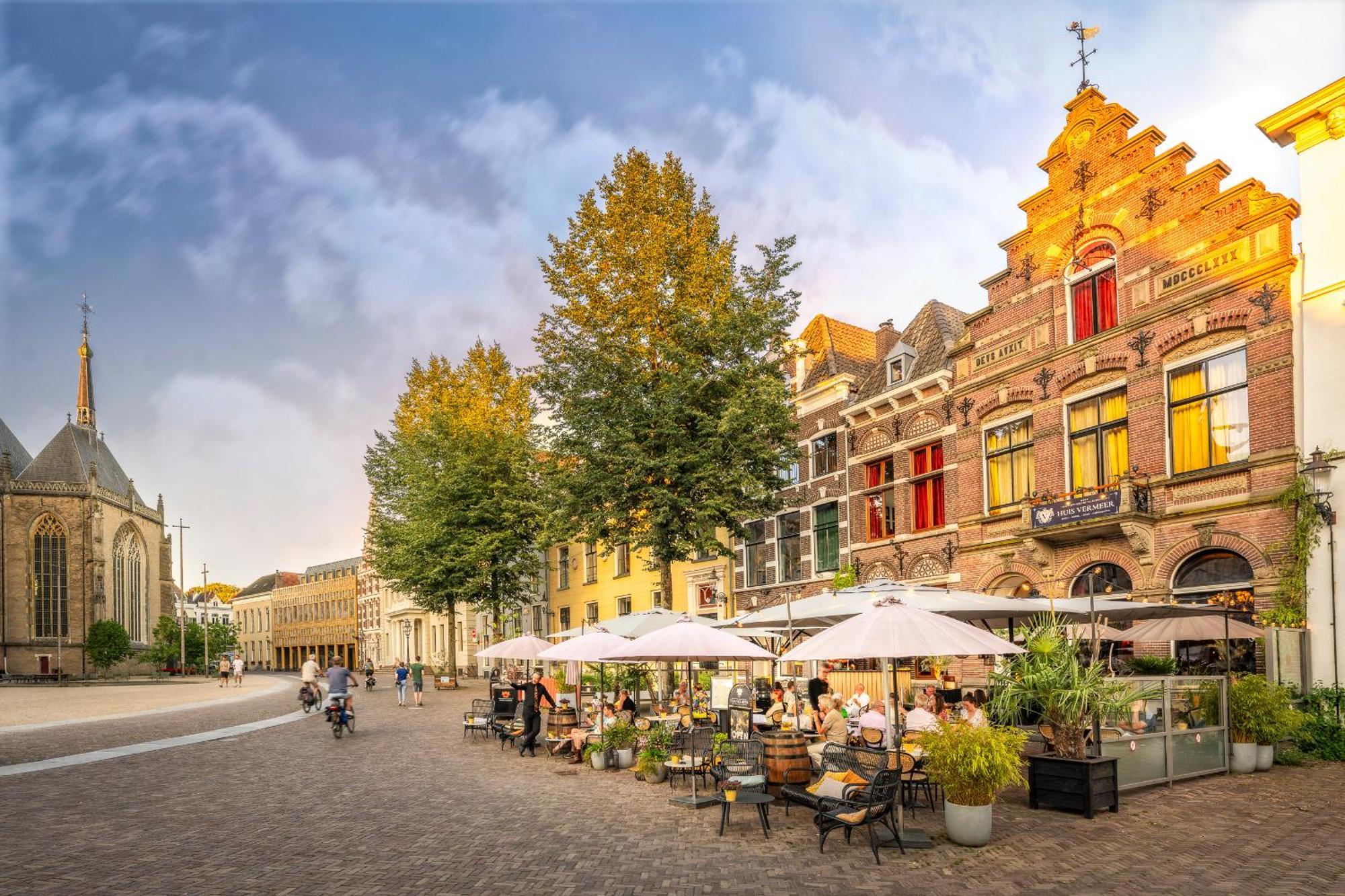 Grand Boutique Hotel-Restaurant Huis Vermeer 迪温特 外观 照片